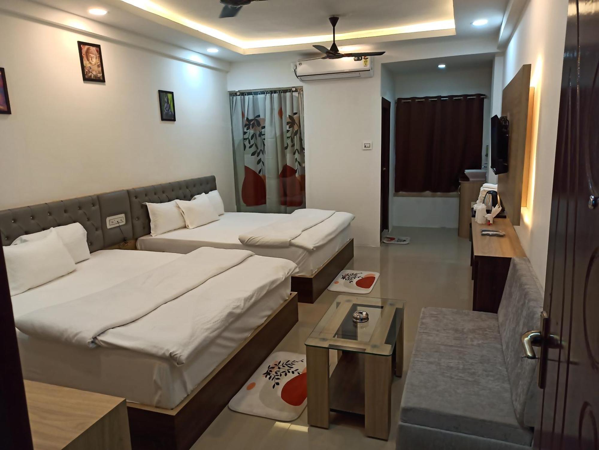 Gods County Hotels & Resorts Tarapith Exterior foto